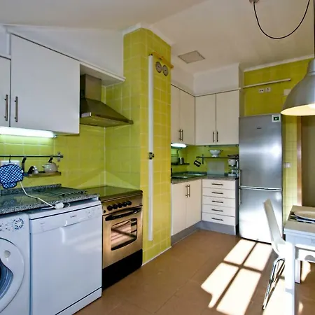 Apartment In Downtown *