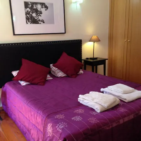 Apartment In Downtown *