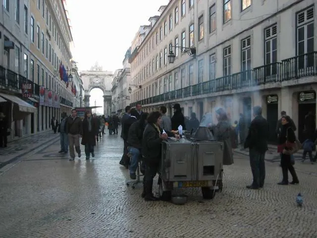 Apartment In Downtown